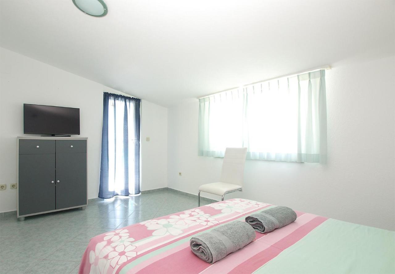 Apartments Milica 56 Póla Kültér fotó